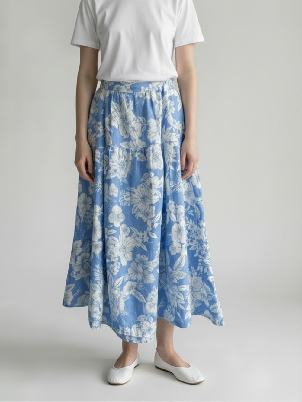 C&C California  100% linen Blue and White Women's Skirt Size XL